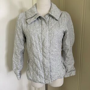 Zenergy by Chico’s light heather gray quilted and lined jacket